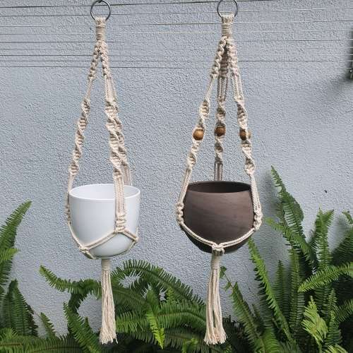 Macrame chunky plant hanger. Height is 800mm